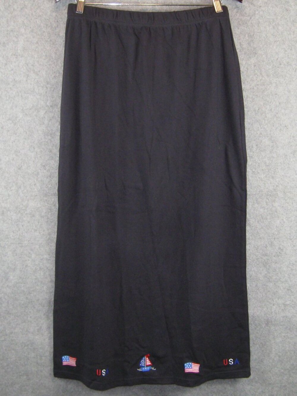 Quacker Factory Women's Skirt Sz M Black Embroidered Flags Sailboat